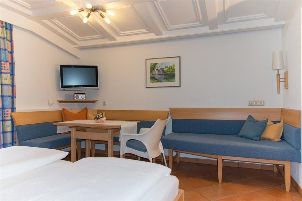Haus Angela Hotel ซังคท์ยาคอบ อิน เดเฟอเรกเกิน ห้อง รูปภาพ